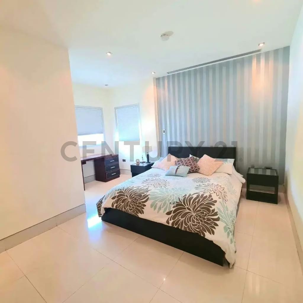 MODERNA Y MINIMALISTA VILLA EN ALQUILER - 7