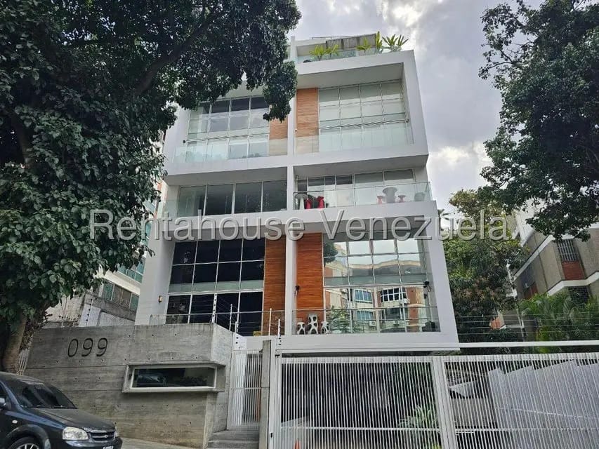 Apartamento (1 Nivel) en Venta en Lomas de Las Mercedes, Distrito Metropolitano - 2