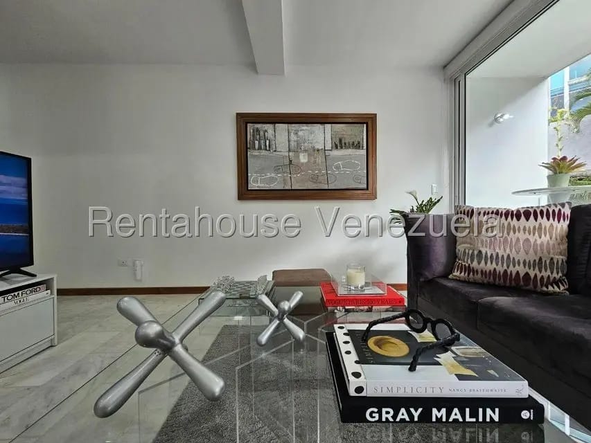 Apartamento (1 Nivel) en Venta en Lomas de Las Mercedes, Distrito Metropolitano - 35