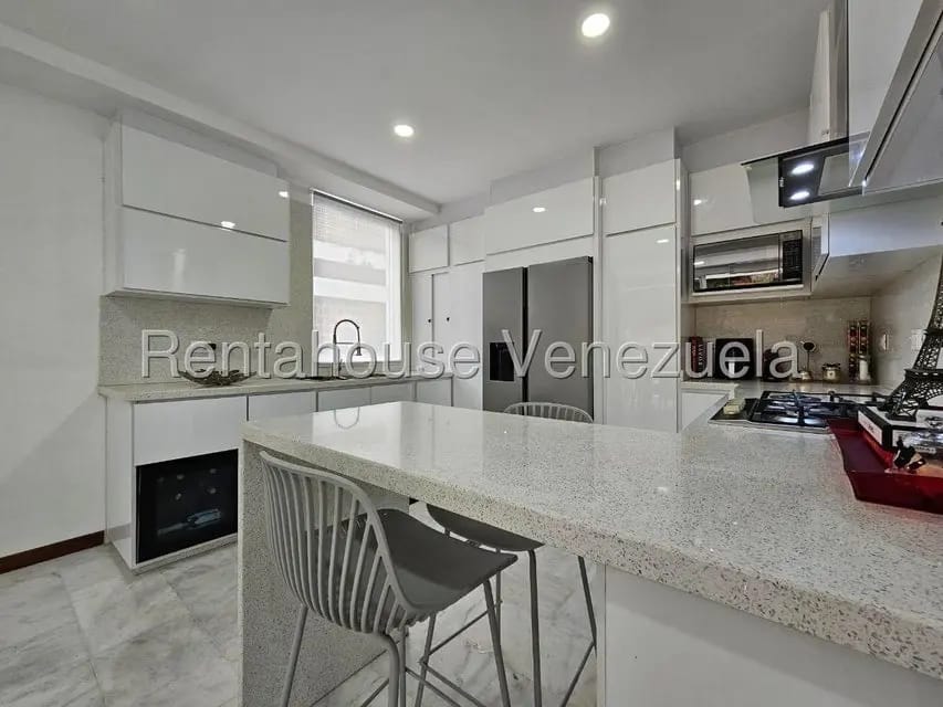 Apartamento (1 Nivel) en Venta en Lomas de Las Mercedes, Distrito Metropolitano - 36