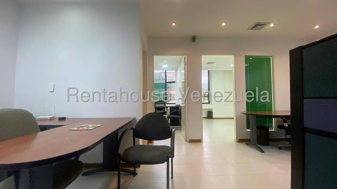 Comercial (Oficina) en Alquiler en Prados del Este, Distrito Metropolitano - 14