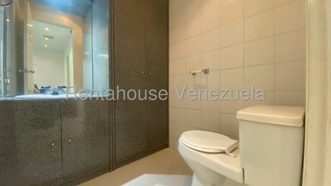Comercial (Oficina) en Alquiler en Prados del Este, Distrito Metropolitano - 19
