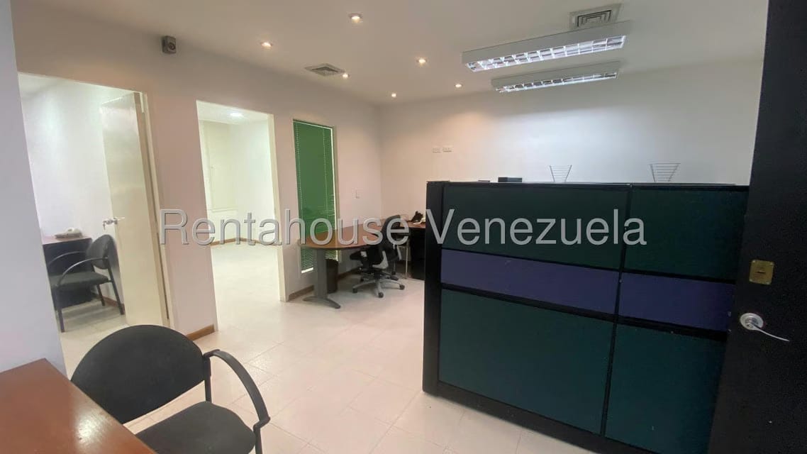 Comercial (Oficina) en Alquiler en Prados del Este, Distrito Metropolitano - 20