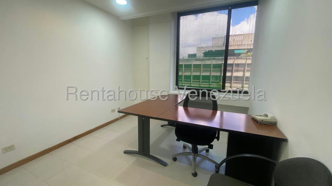 Comercial (Oficina) en Alquiler en Prados del Este, Distrito Metropolitano - 27