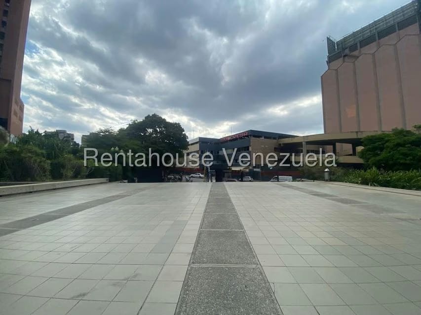 Comercial (Oficina) en Alquiler en Prados del Este, Distrito Metropolitano - 32