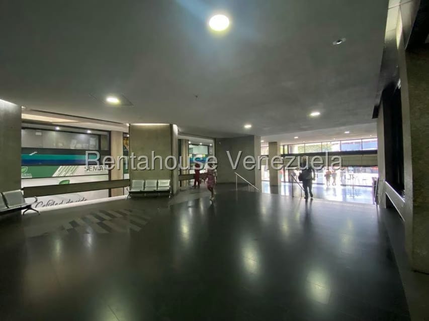 Comercial (Oficina) en Alquiler en Prados del Este, Distrito Metropolitano - 6