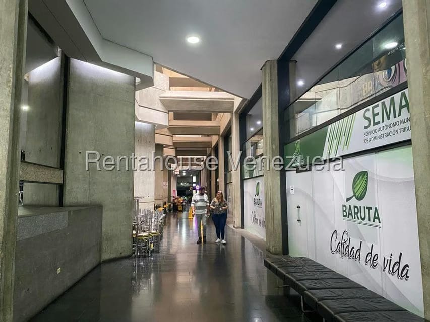 Comercial (Oficina) en Alquiler en Prados del Este, Distrito Metropolitano - 9