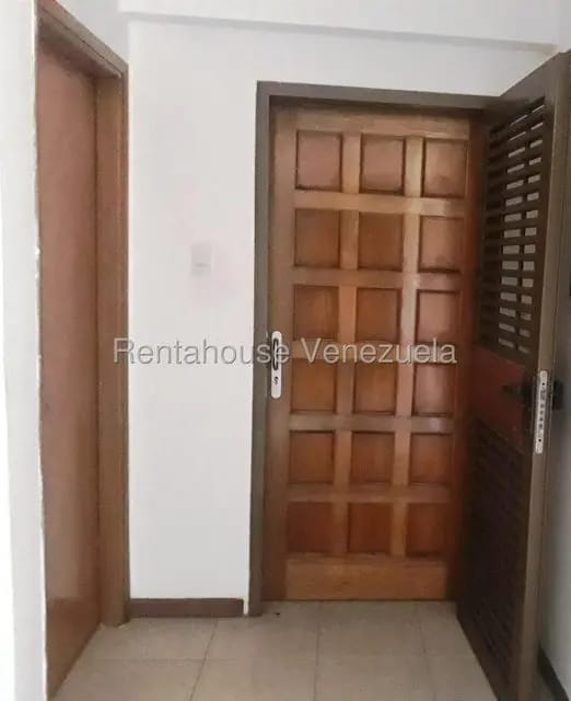 Apartamento (1 Nivel) en Alquiler en Zapara, Zulia - 8