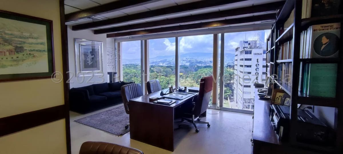Comercial (Oficina) en Venta en Los Palos Grandes, Distrito Metropolitano - 10
