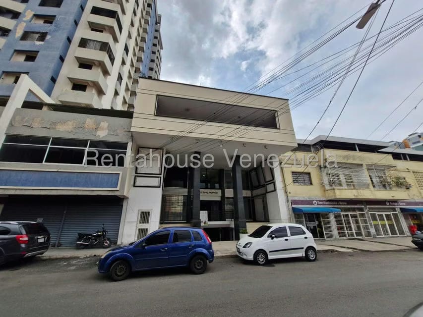 Comercial (Oficina) en Alquiler en El Centro, Aragua