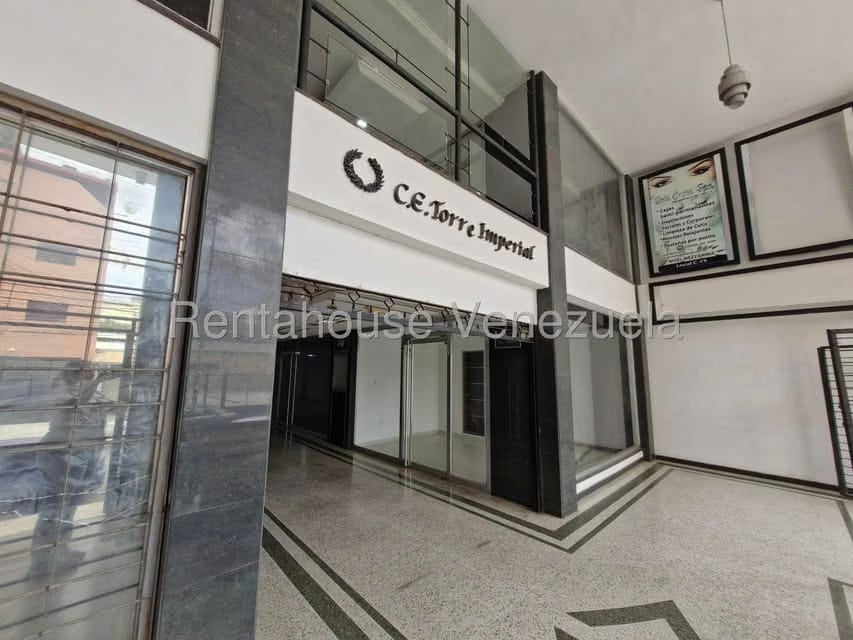 Comercial (Oficina) en Alquiler en El Centro, Aragua - 2