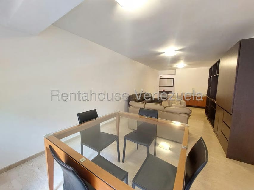 Apartamento (1 Nivel) en Alquiler en Campo Alegre, Distrito Metropolitano - 16