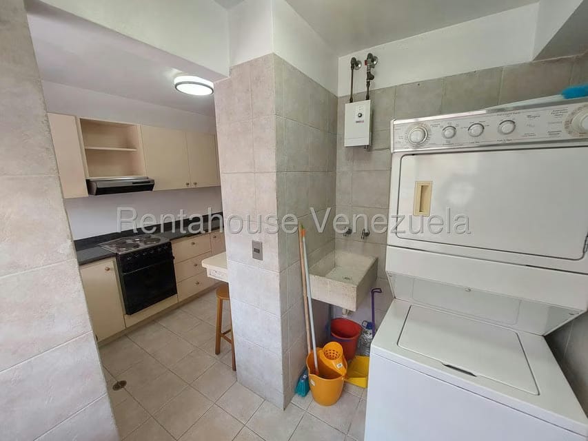 Apartamento (1 Nivel) en Alquiler en Campo Alegre, Distrito Metropolitano - 30