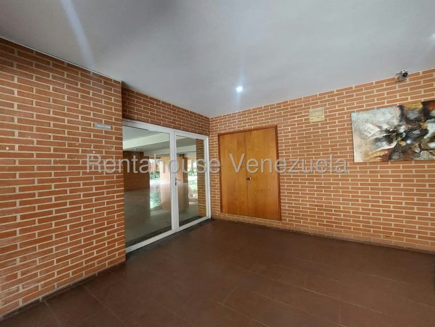Apartamento (1 Nivel) en Alquiler en Campo Alegre, Distrito Metropolitano - 31