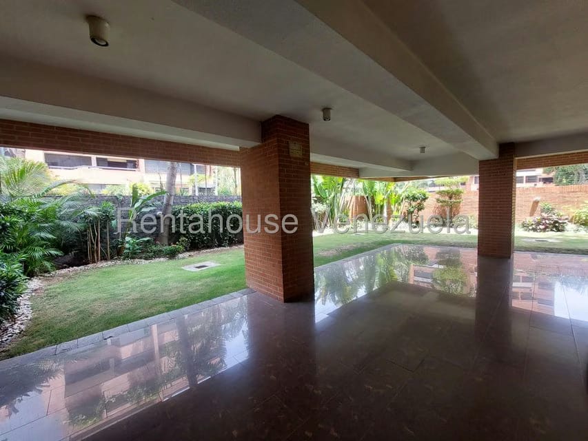 Apartamento (1 Nivel) en Alquiler en Campo Alegre, Distrito Metropolitano - 33