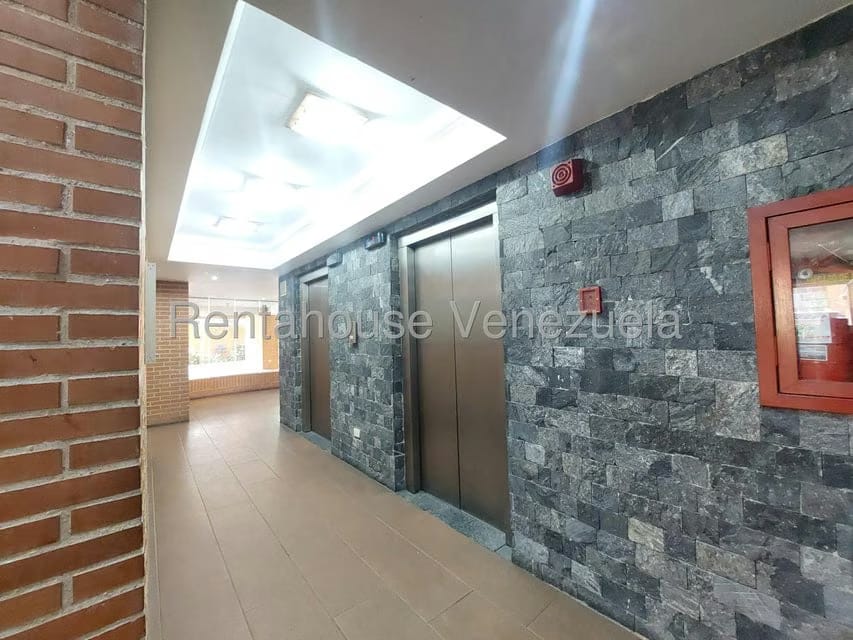 Apartamento (1 Nivel) en Alquiler en Campo Alegre, Distrito Metropolitano - 7