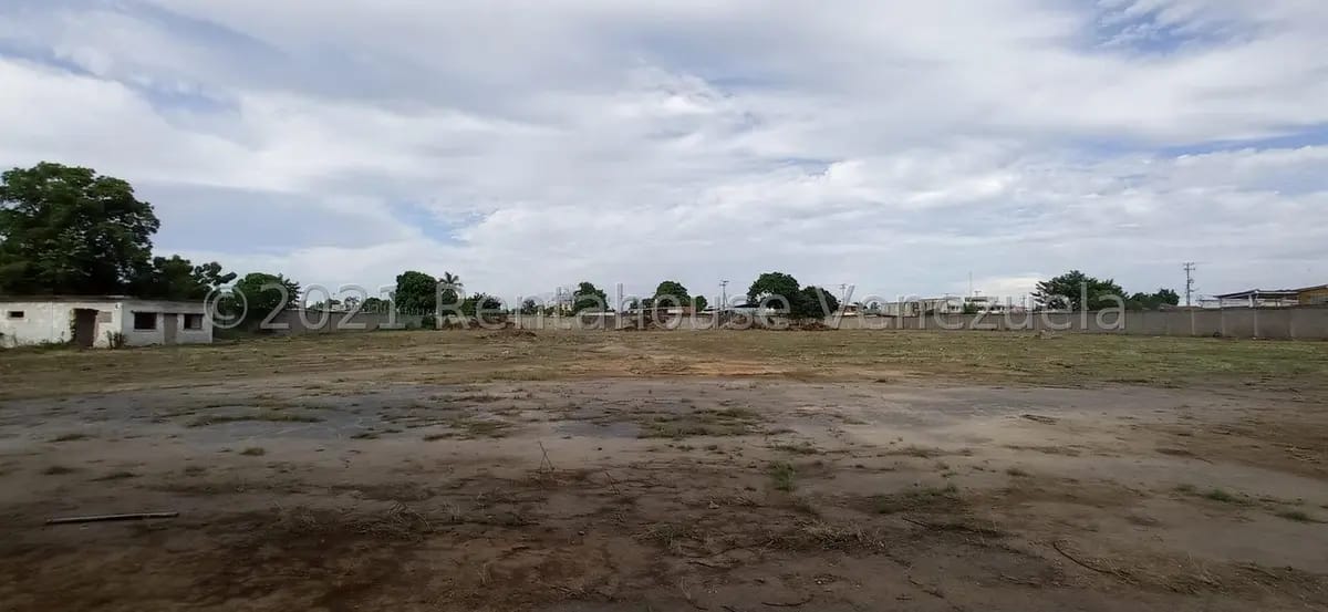 Terreno (Comercial) en Venta en Las Morochas, Zulia - 2