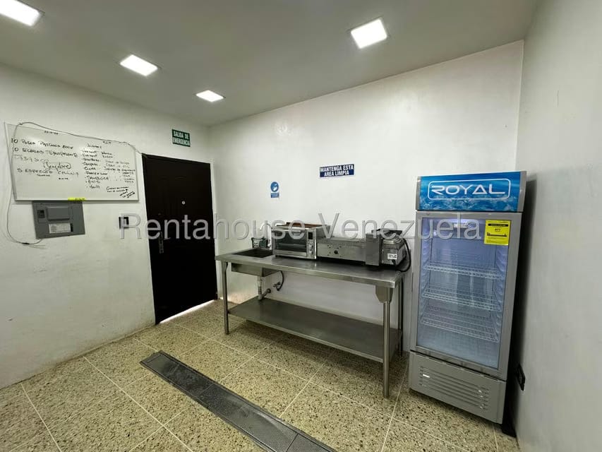Comercial (Local Comercial) en Alquiler en El Manzano, Lara - 16