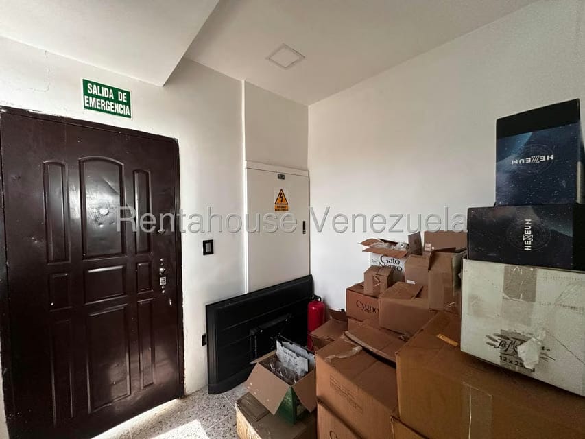 Comercial (Local Comercial) en Alquiler en El Manzano, Lara - 24