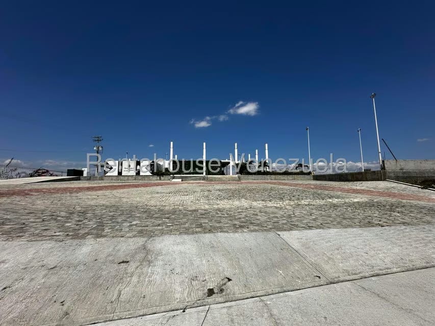 Comercial (Local Comercial) en Alquiler en El Manzano, Lara - 31