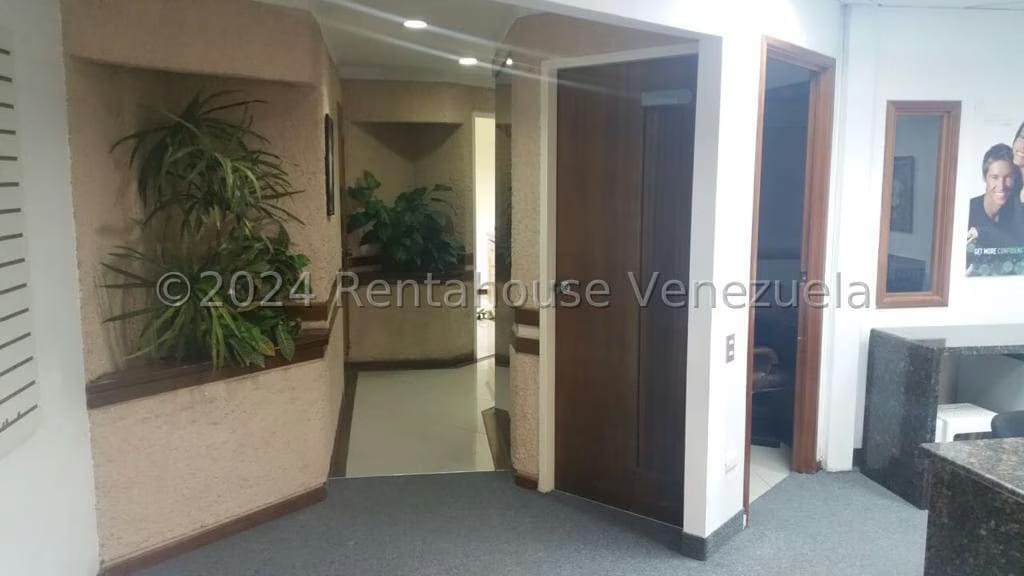 Comercial (Local Comercial) en Alquiler en Las Salias, Miranda - 4