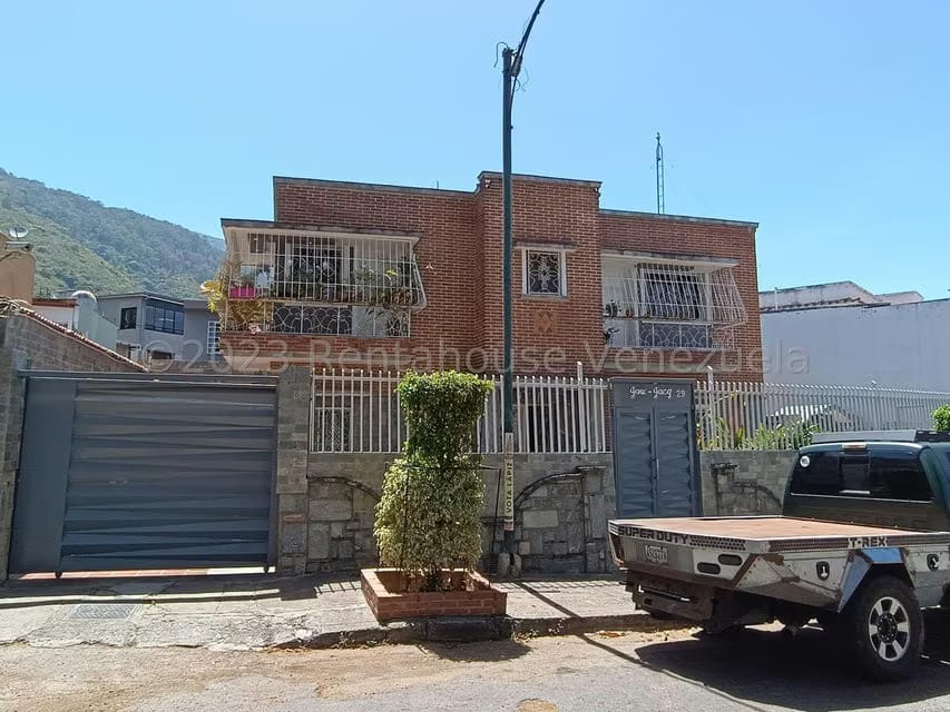 Casa (1 Nivel) en Venta en San Bernardino, Distrito Metropolitano - 2