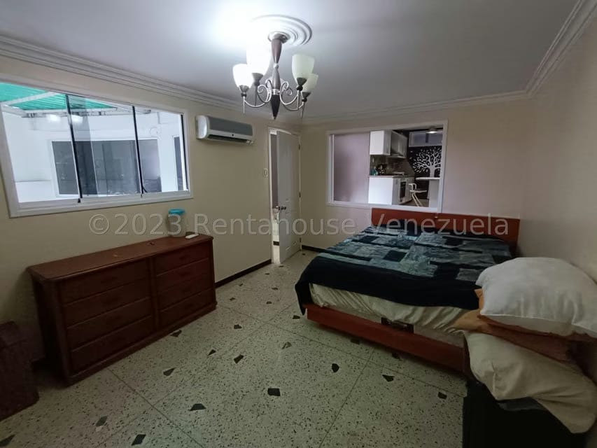 Casa (1 Nivel) en Venta en San Bernardino, Distrito Metropolitano - 108