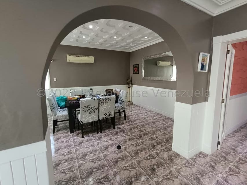 Casa (1 Nivel) en Venta en San Bernardino, Distrito Metropolitano - 12