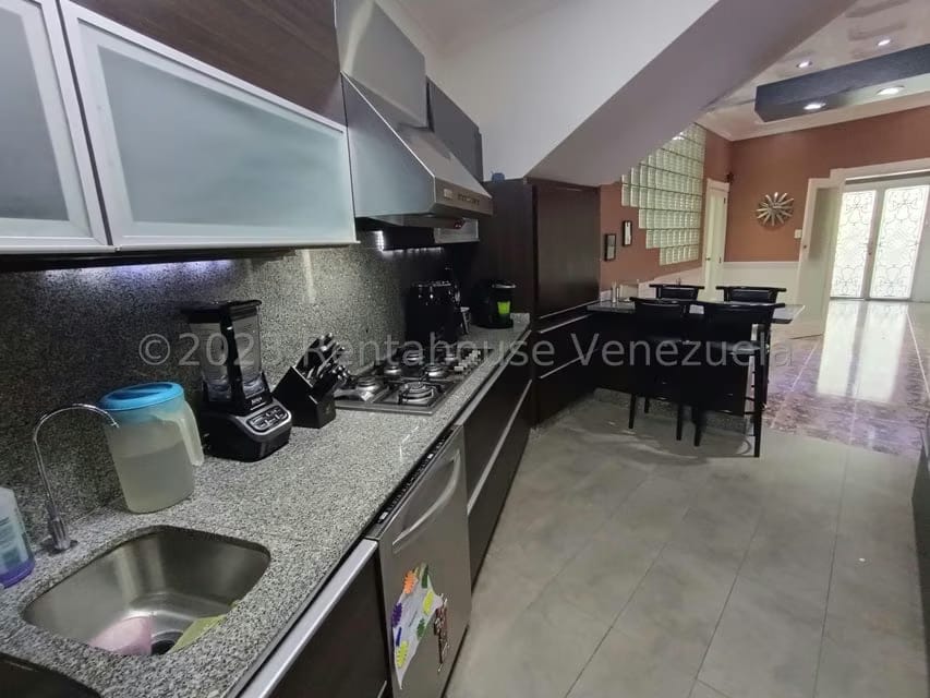 Casa (1 Nivel) en Venta en San Bernardino, Distrito Metropolitano - 25