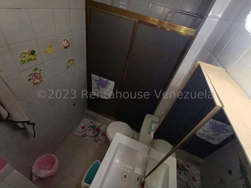 Casa (1 Nivel) en Venta en San Bernardino, Distrito Metropolitano - 41