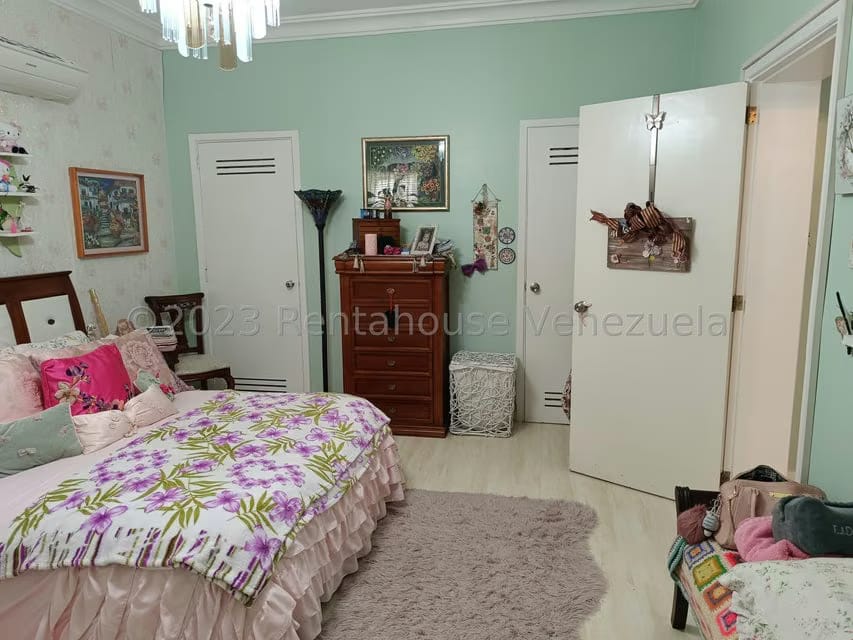 Casa (1 Nivel) en Venta en San Bernardino, Distrito Metropolitano - 66