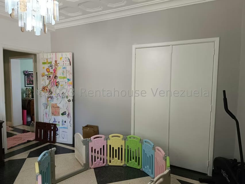 Casa (1 Nivel) en Venta en San Bernardino, Distrito Metropolitano - 80
