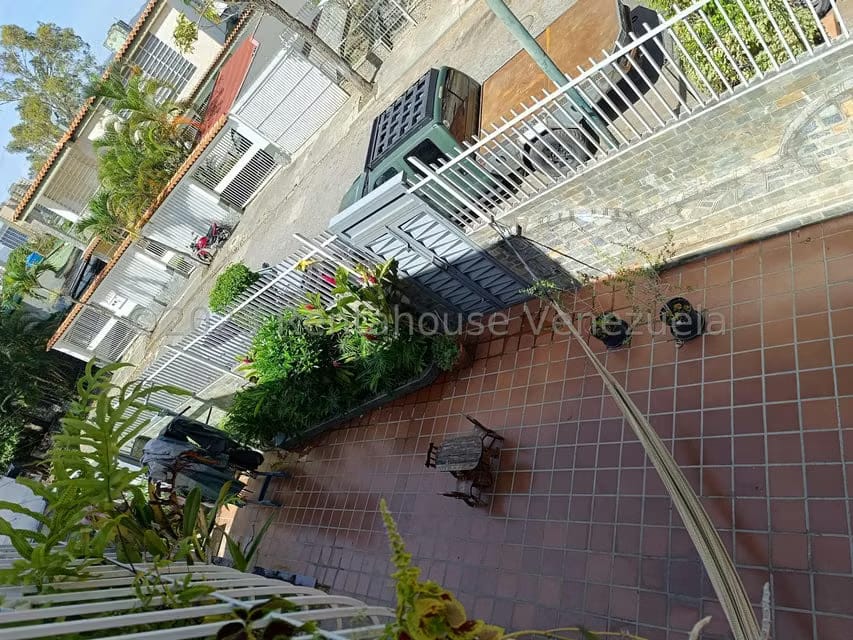 Casa (1 Nivel) en Venta en San Bernardino, Distrito Metropolitano - 85