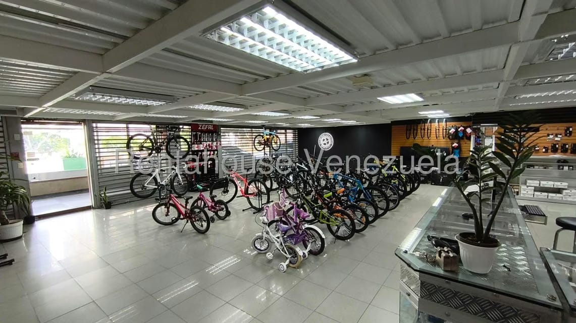 Comercial (Local Comercial) en Alquiler en Macaracuay, Distrito Metropolitano - 11
