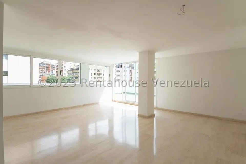 Comercial (Edificio) en Venta en Los Palos Grandes, Distrito Metropolitano - 30
