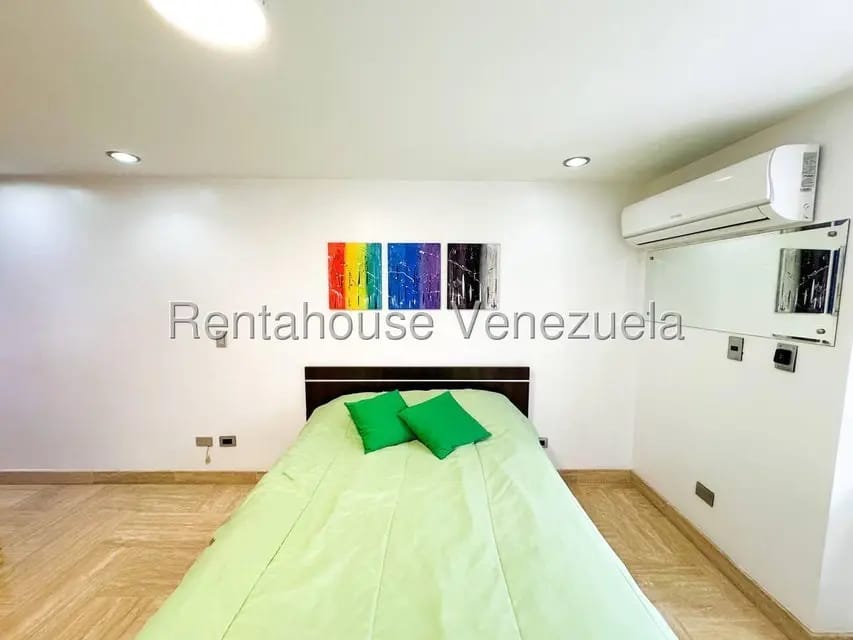 Comercial (Edificio) en Venta en Los Palos Grandes, Distrito Metropolitano - 49