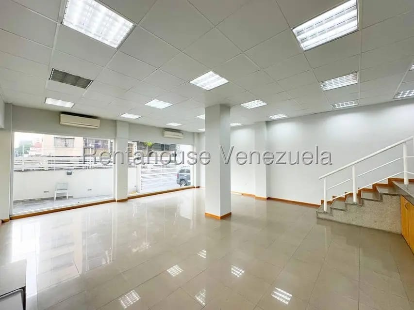 Comercial (Edificio) en Venta en Los Palos Grandes, Distrito Metropolitano - 52