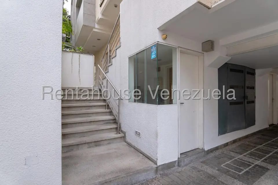 Comercial (Edificio) en Venta en Los Palos Grandes, Distrito Metropolitano - 7