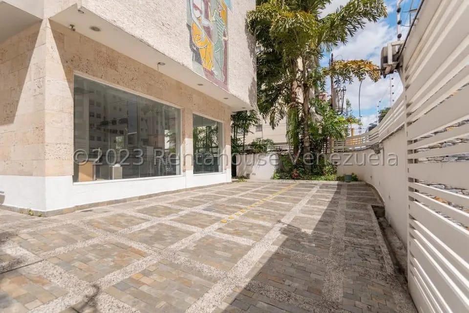 Comercial (Edificio) en Venta en Los Palos Grandes, Distrito Metropolitano - 8