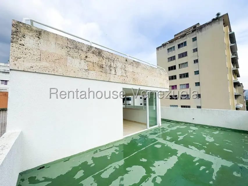 Comercial (Edificio) en Venta en Los Palos Grandes, Distrito Metropolitano - 75