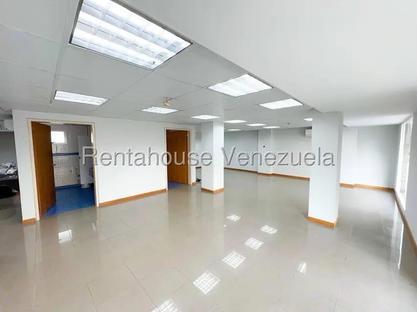 Comercial (Edificio) en Venta en Los Palos Grandes, Distrito Metropolitano - 77