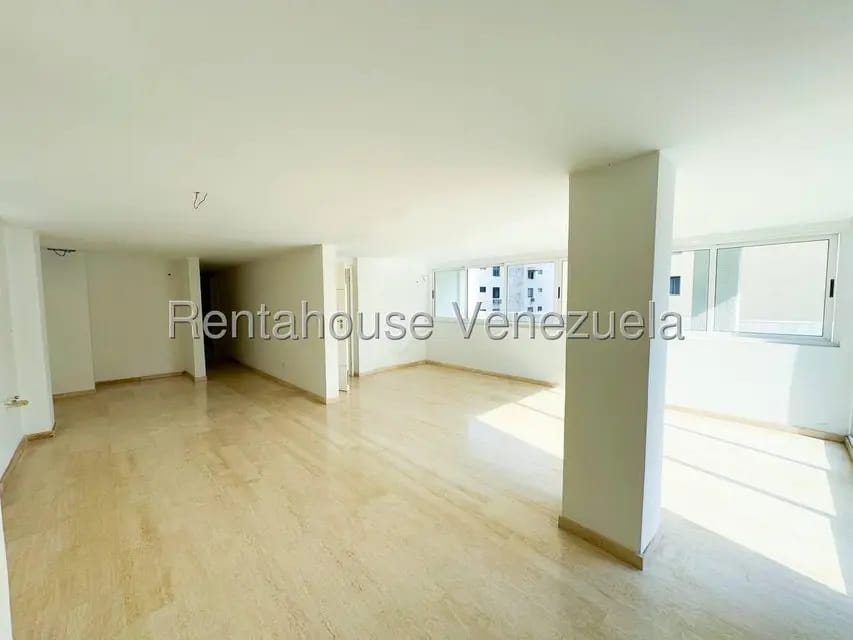 Comercial (Edificio) en Venta en Los Palos Grandes, Distrito Metropolitano - 84