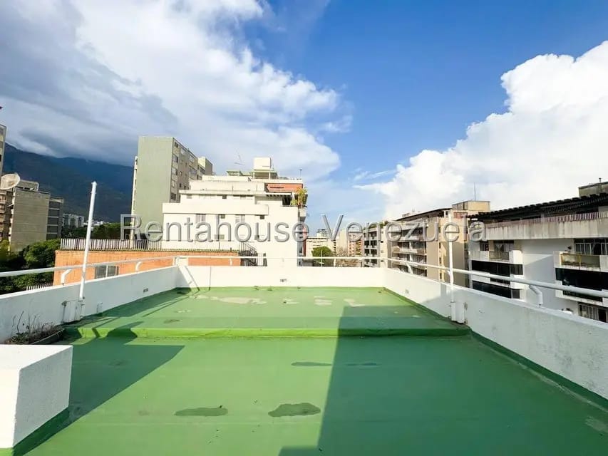 Comercial (Edificio) en Venta en Los Palos Grandes, Distrito Metropolitano - 89