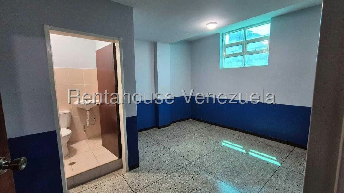 Comercial (Oficina) en Alquiler en Zona Oeste, Lara - 5