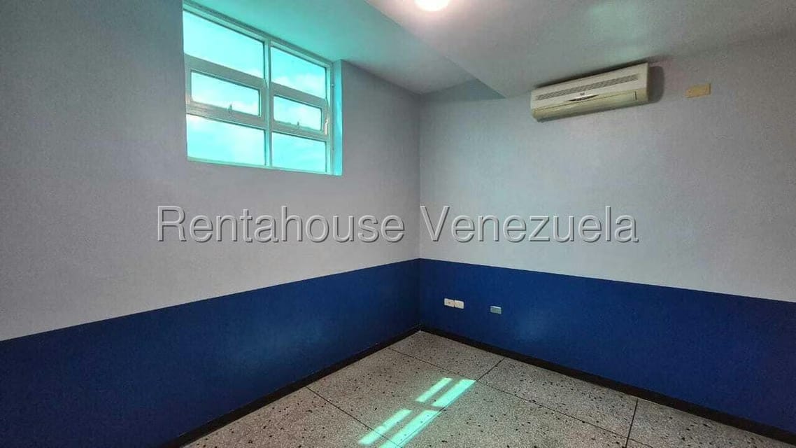 Comercial (Oficina) en Alquiler en Zona Oeste, Lara - 6