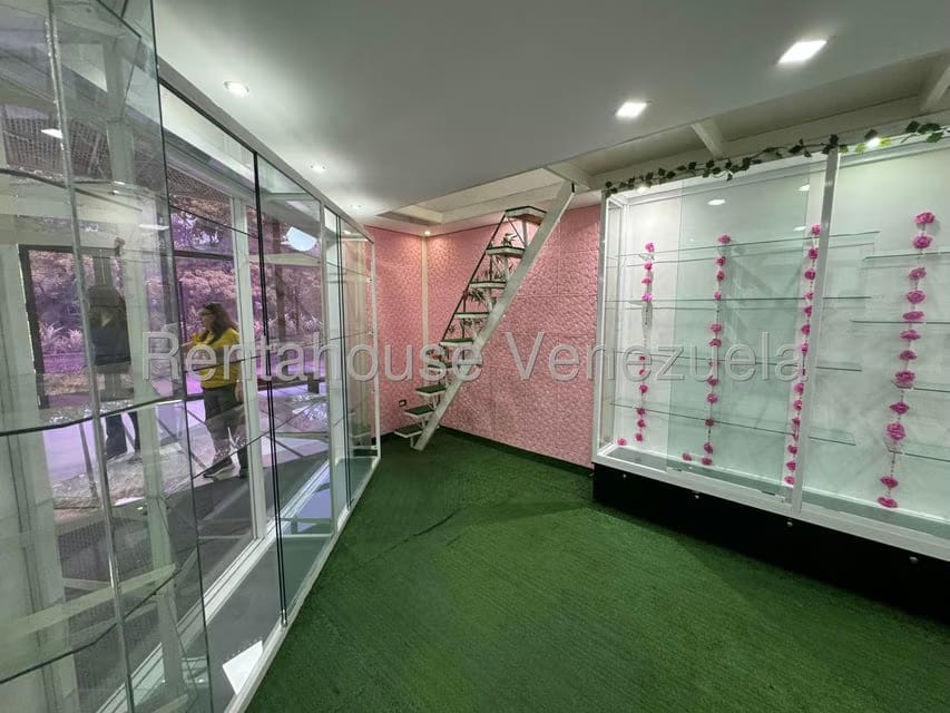Comercial (Local Comercial) en Alquiler en Prados del Este, Distrito Metropolitano - 7