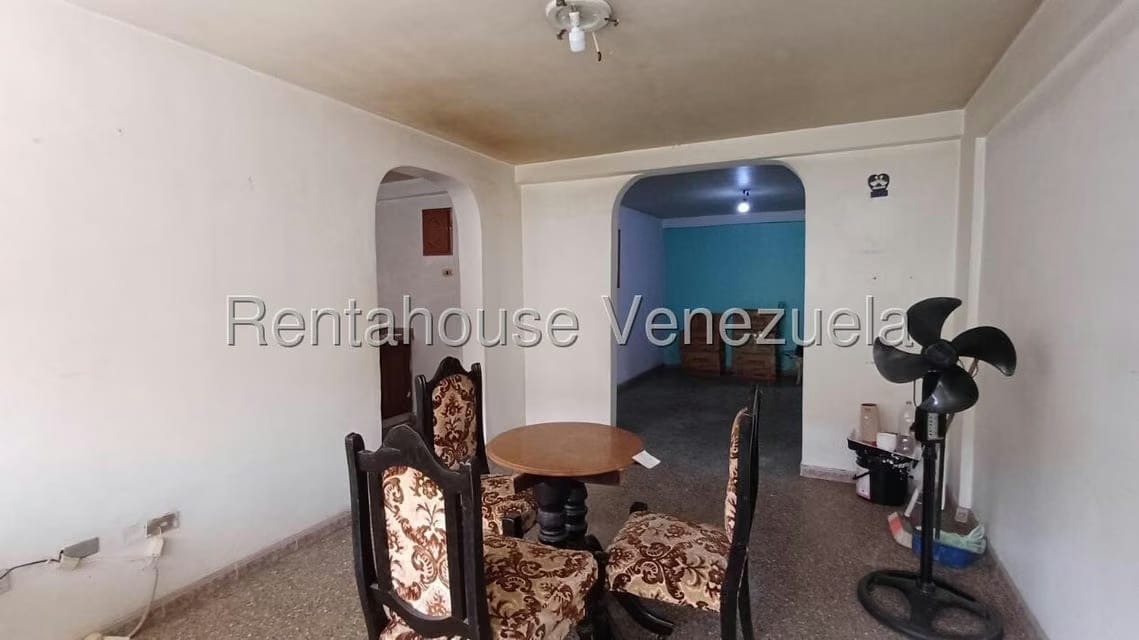 Apartamento (1 Nivel) en Alquiler en Conjunto Residencial Turmero, Aragua - 16