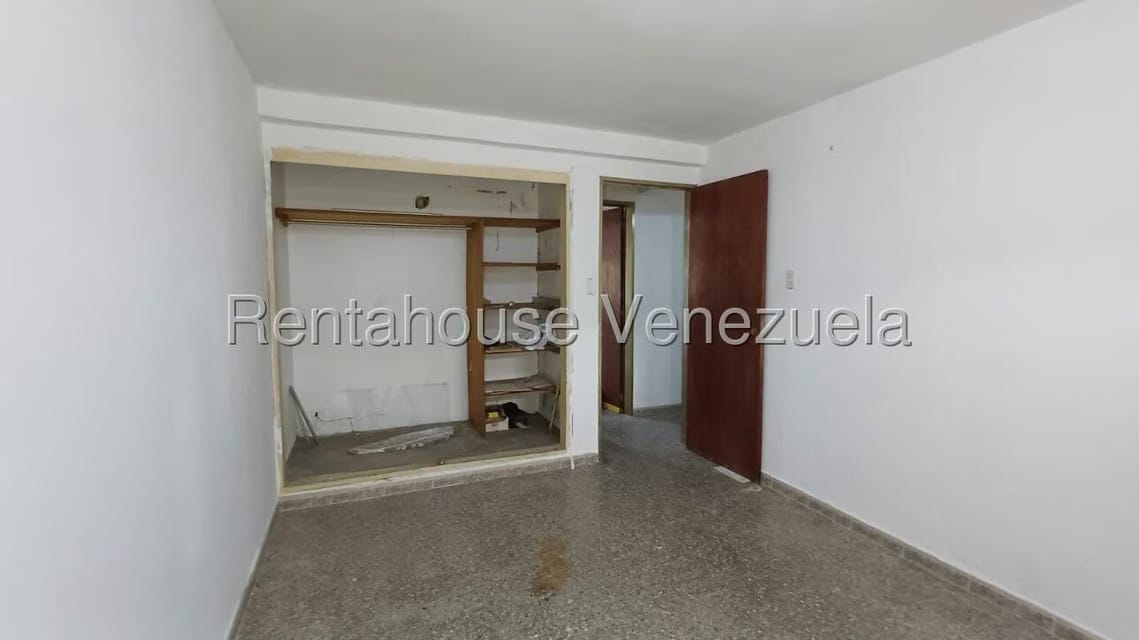 Apartamento (1 Nivel) en Alquiler en Conjunto Residencial Turmero, Aragua - 26