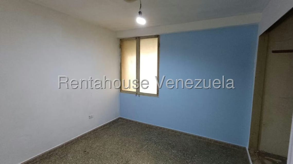 Apartamento (1 Nivel) en Alquiler en Conjunto Residencial Turmero, Aragua - 27