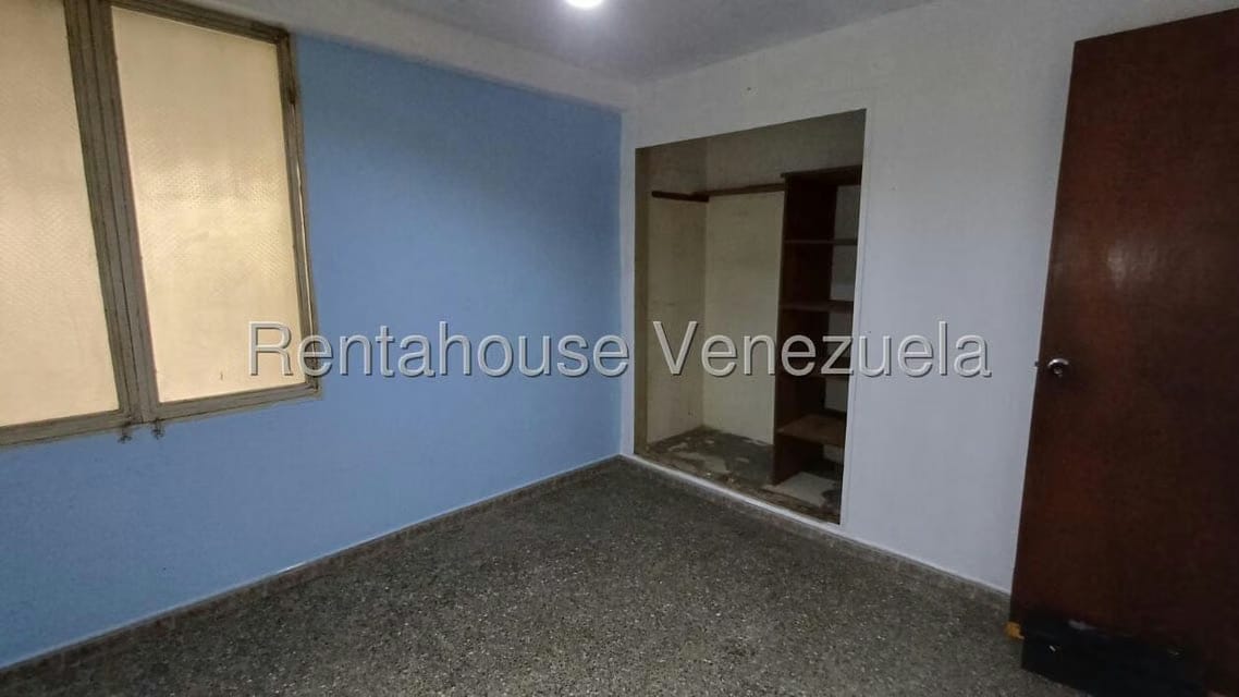 Apartamento (1 Nivel) en Alquiler en Conjunto Residencial Turmero, Aragua - 28